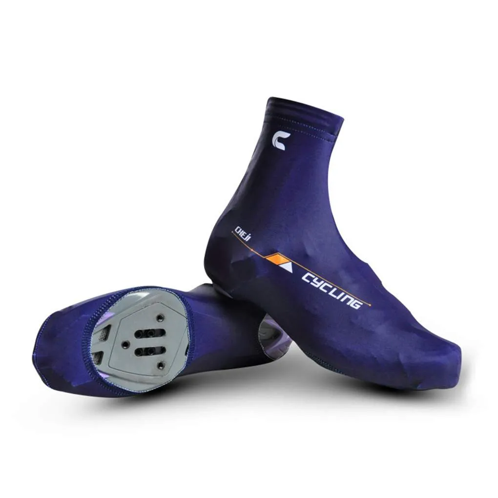 A pair of cycling shoes cover? Mountain bike shoe cover warm shoe cover