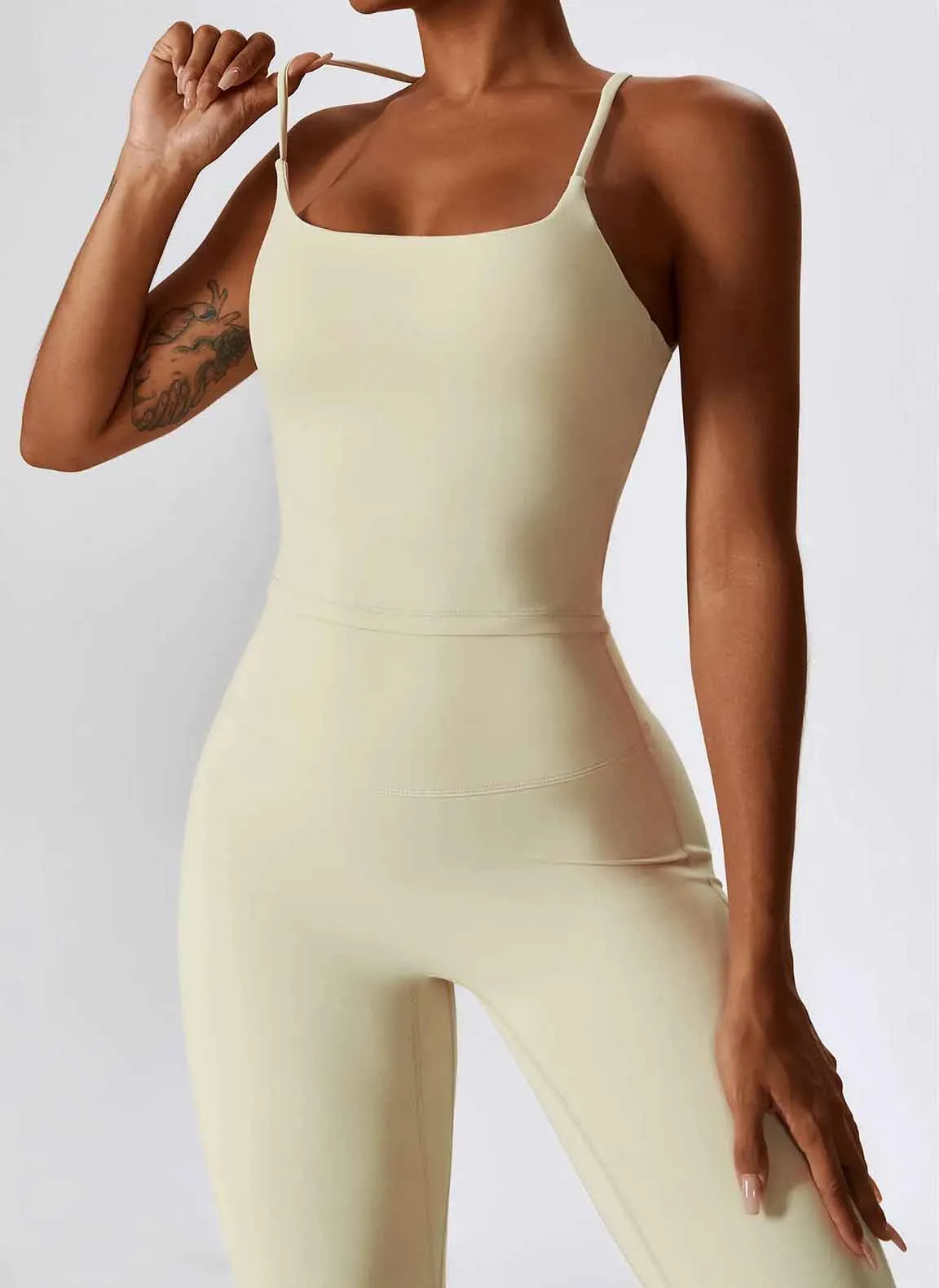 Athletic Elegance - Seamless Yoga & Workout Performance Set