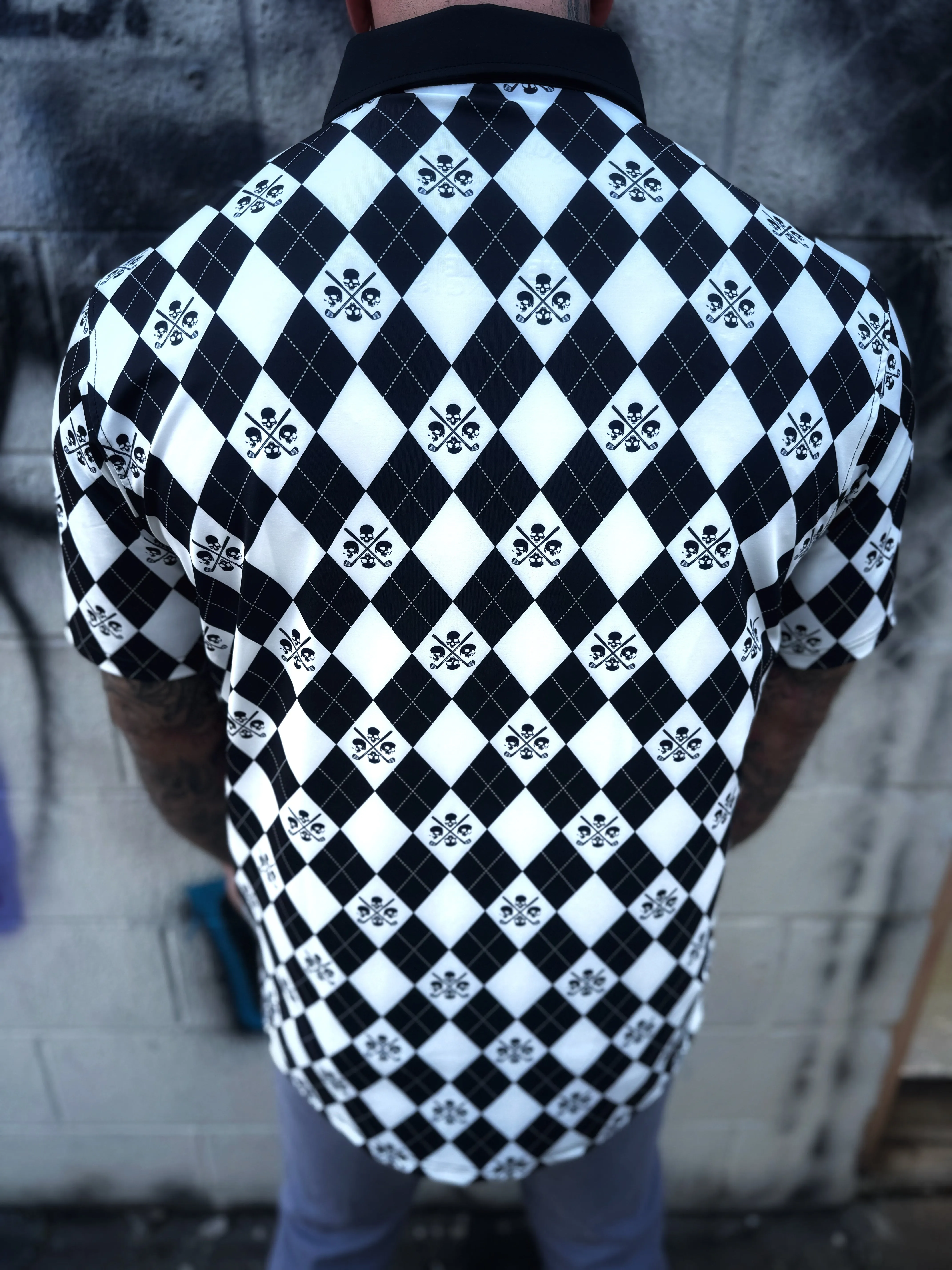 BLACK AND WHITE DIAMOND SKULLS GOLF POLO