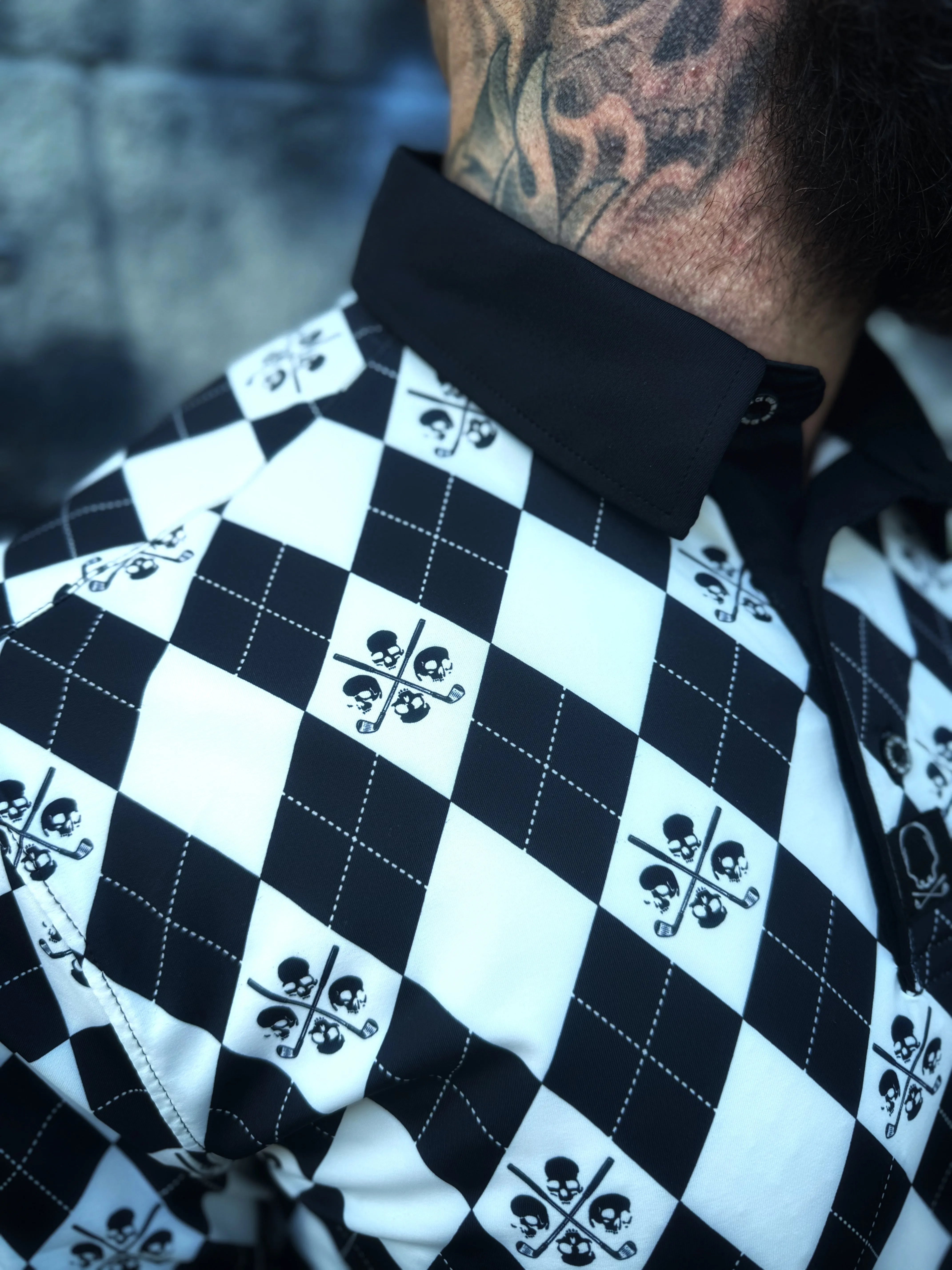 BLACK AND WHITE DIAMOND SKULLS GOLF POLO