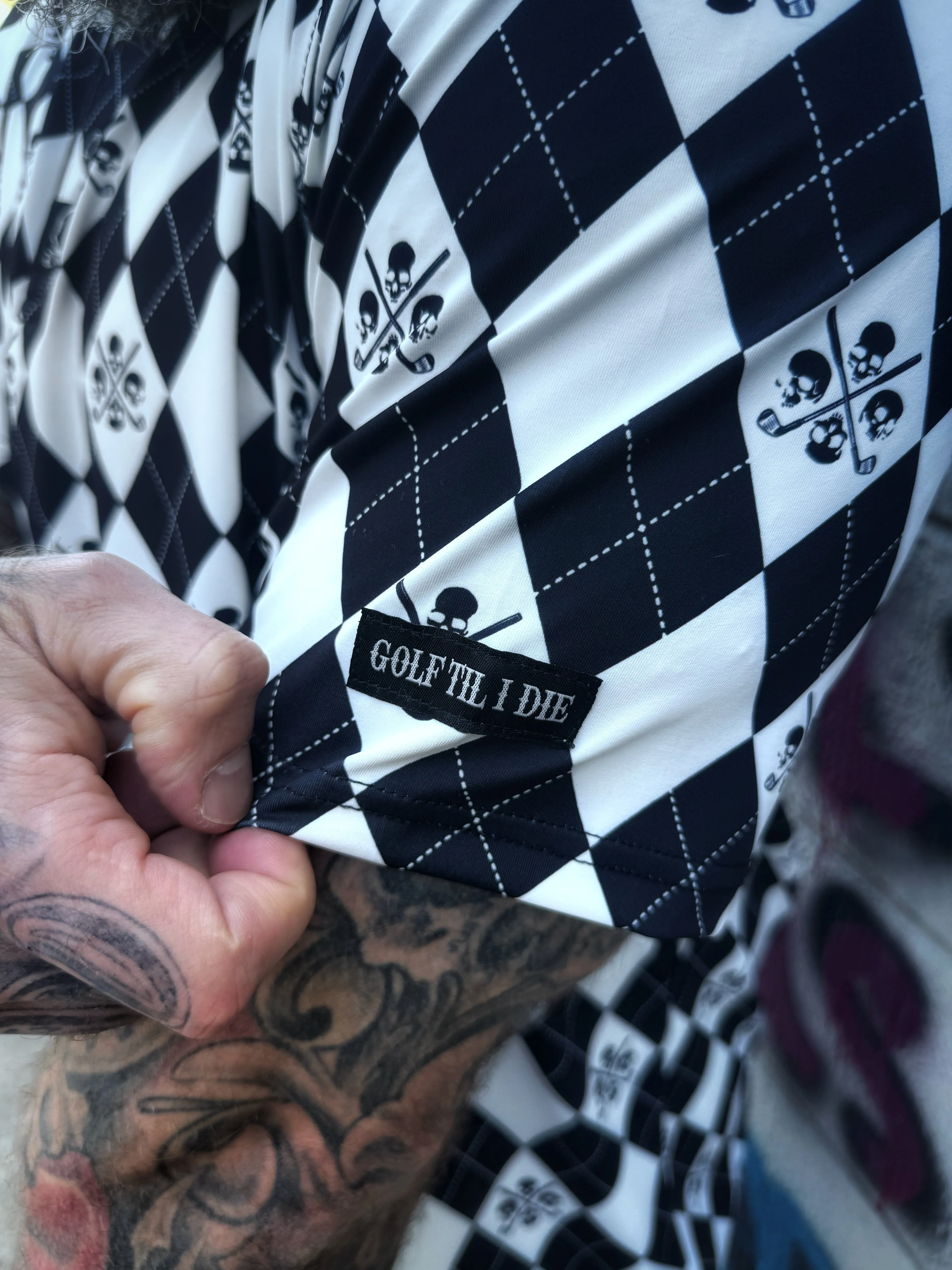 BLACK AND WHITE DIAMOND SKULLS GOLF POLO