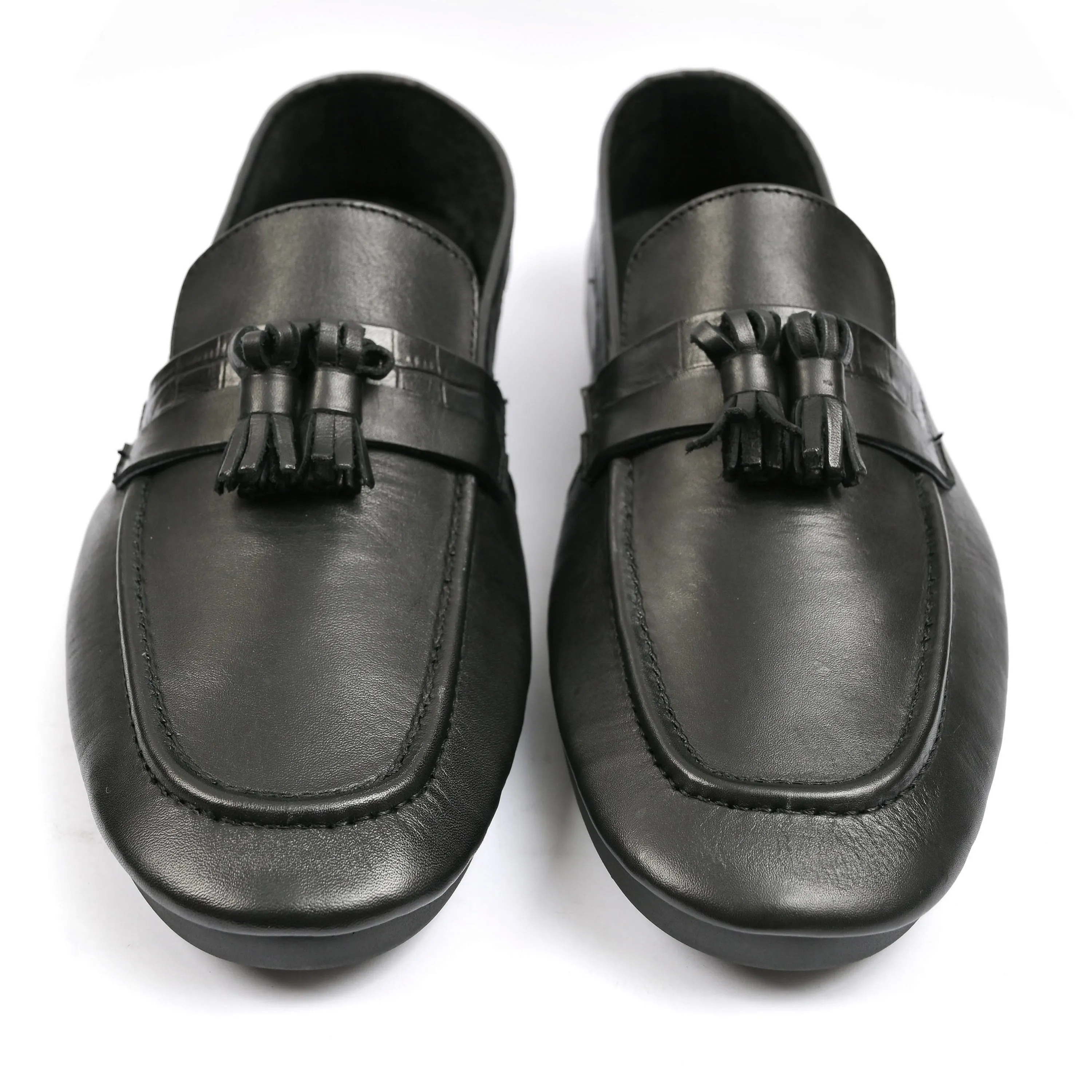 BLACK ANILINE LEATHER MOCCASIN