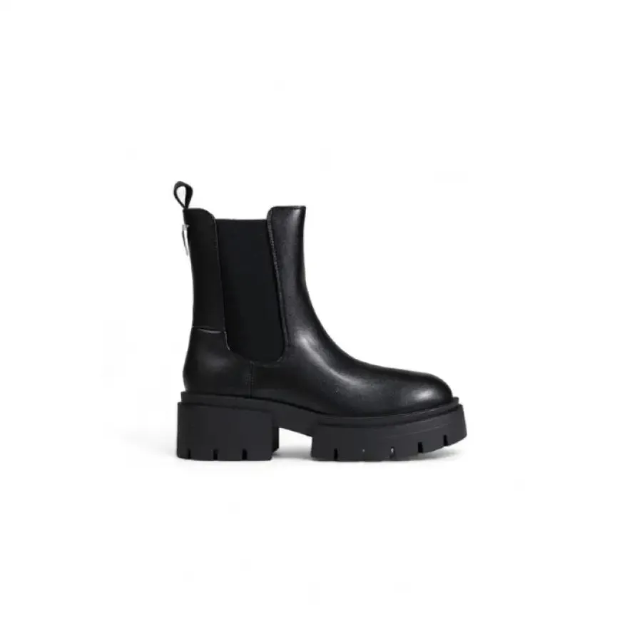 Black Leather Chelsea Boot