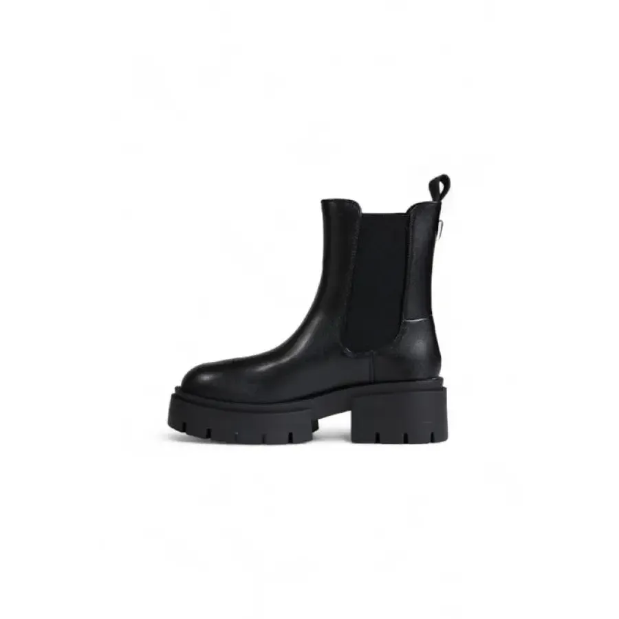 Black Leather Chelsea Boot