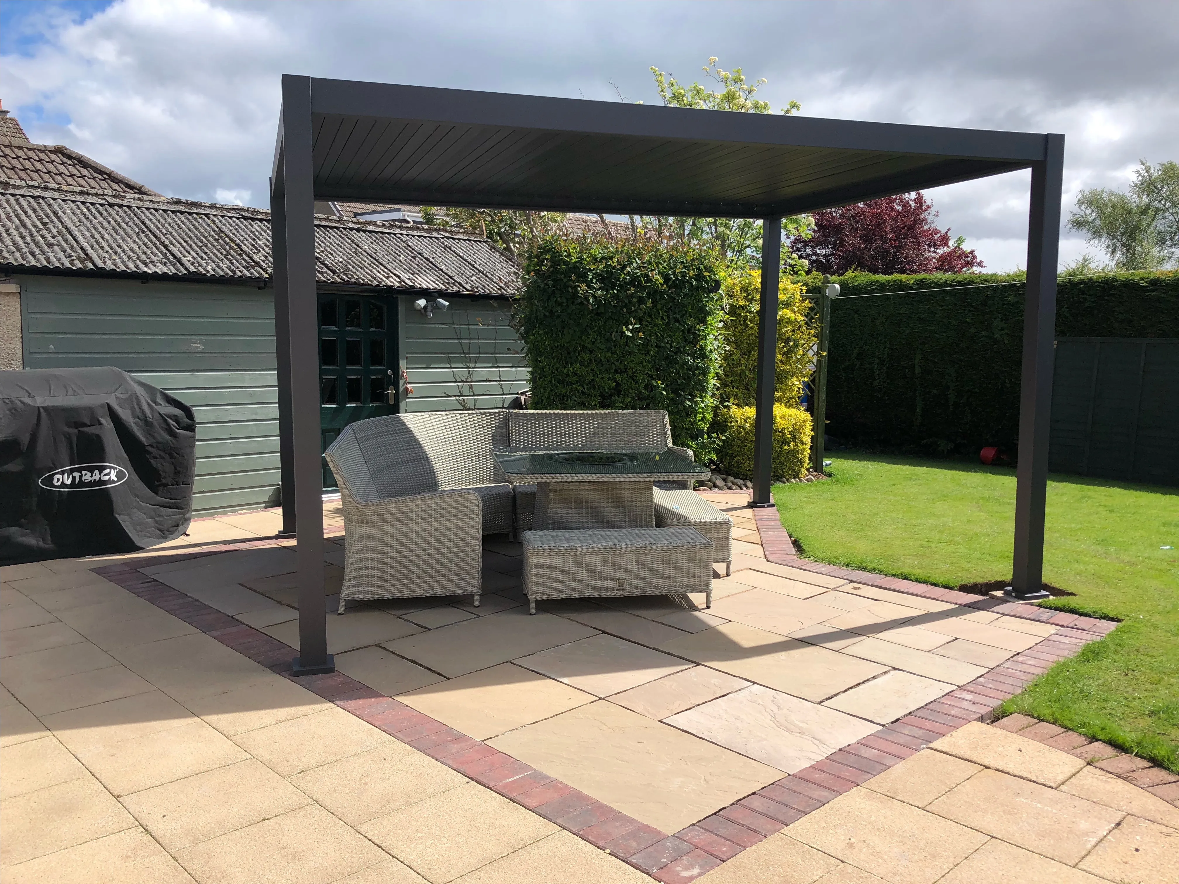 Blakesleys Aluminium Pergola 4x3m Free Standing - Grey - Assembly Available