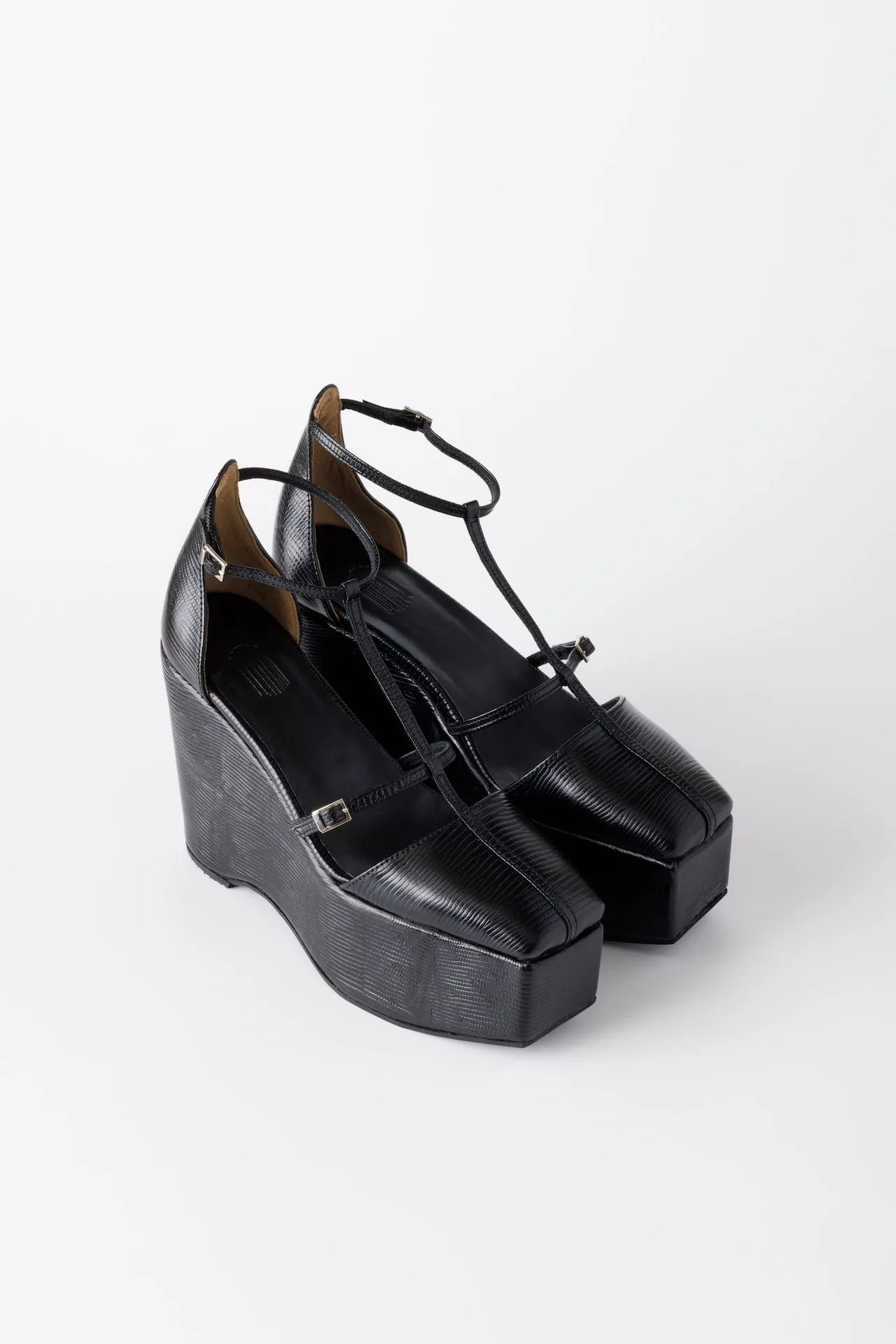 DOUBLE STRAP SQUARE PLATFORM PUMPS