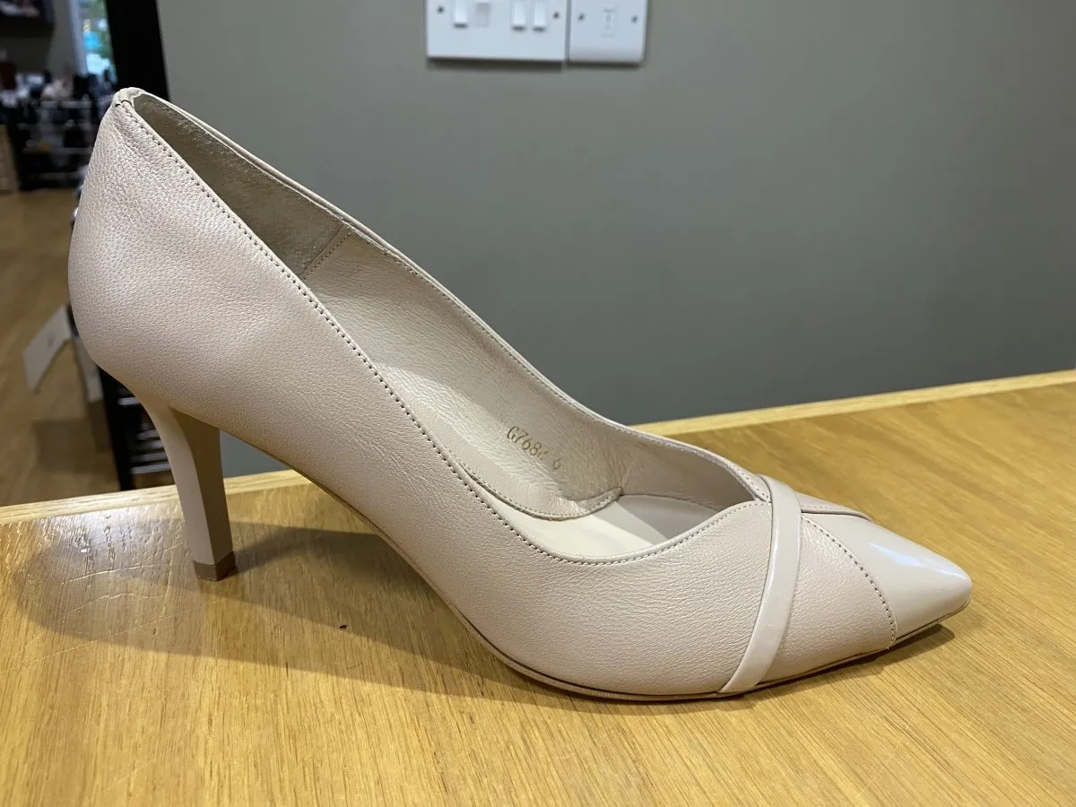 Emis Nude Leather Shoe