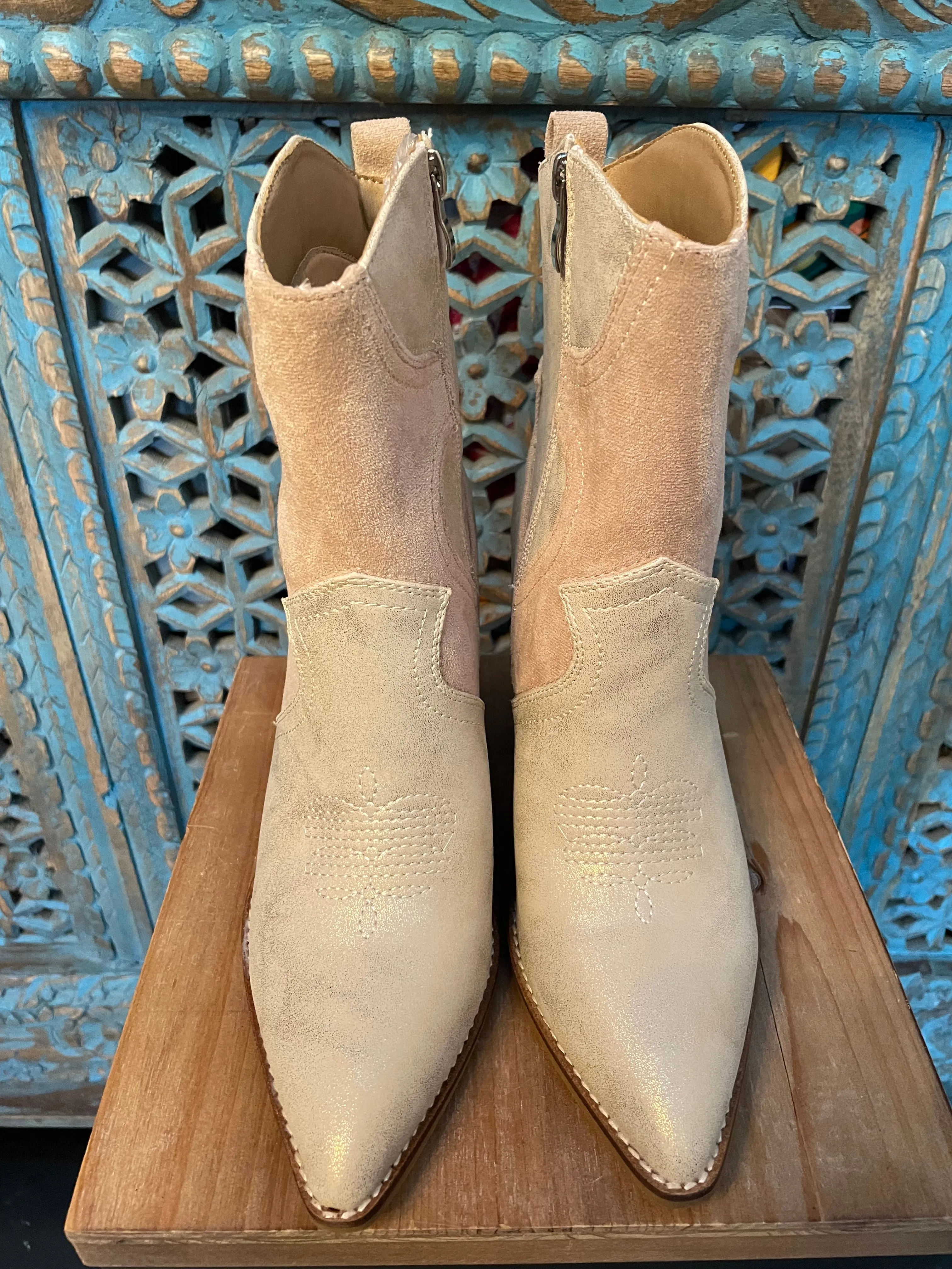 Good Lookin Short Gold Boot
