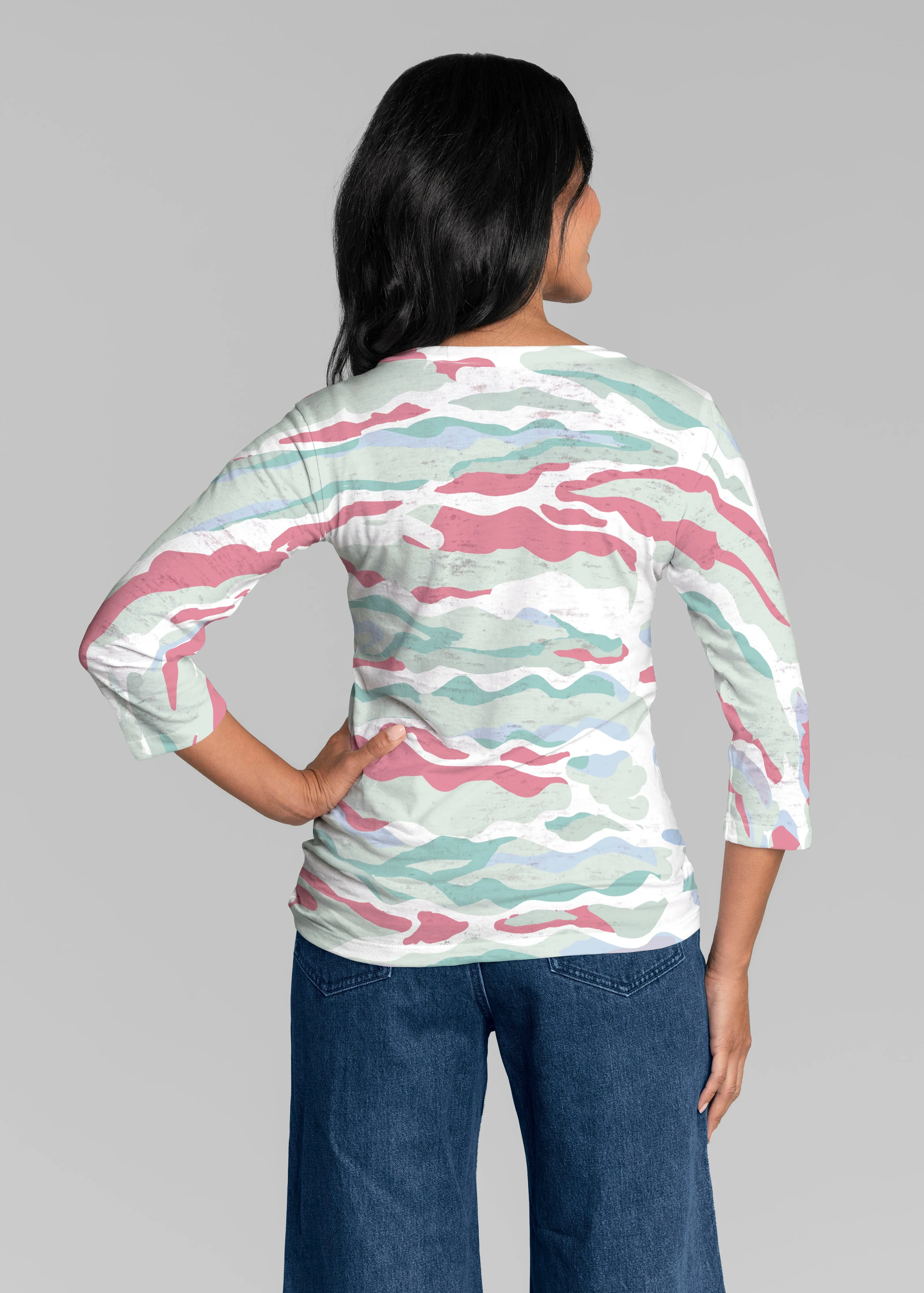 Mountain View Brick (17296) ~ Signature 3/4 Sleeve V-Neck Top
