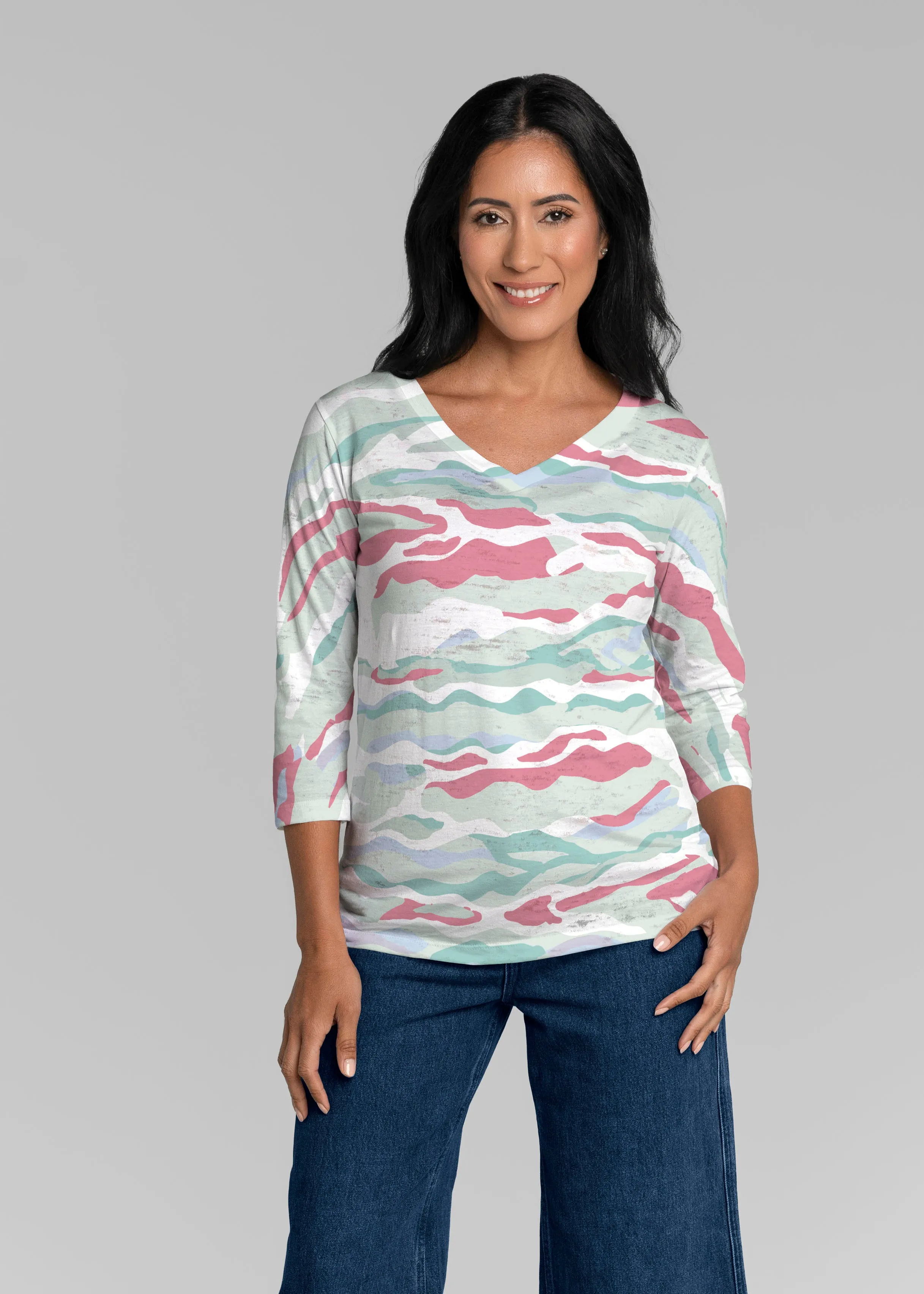 Mountain View Brick (17296) ~ Signature 3/4 Sleeve V-Neck Top