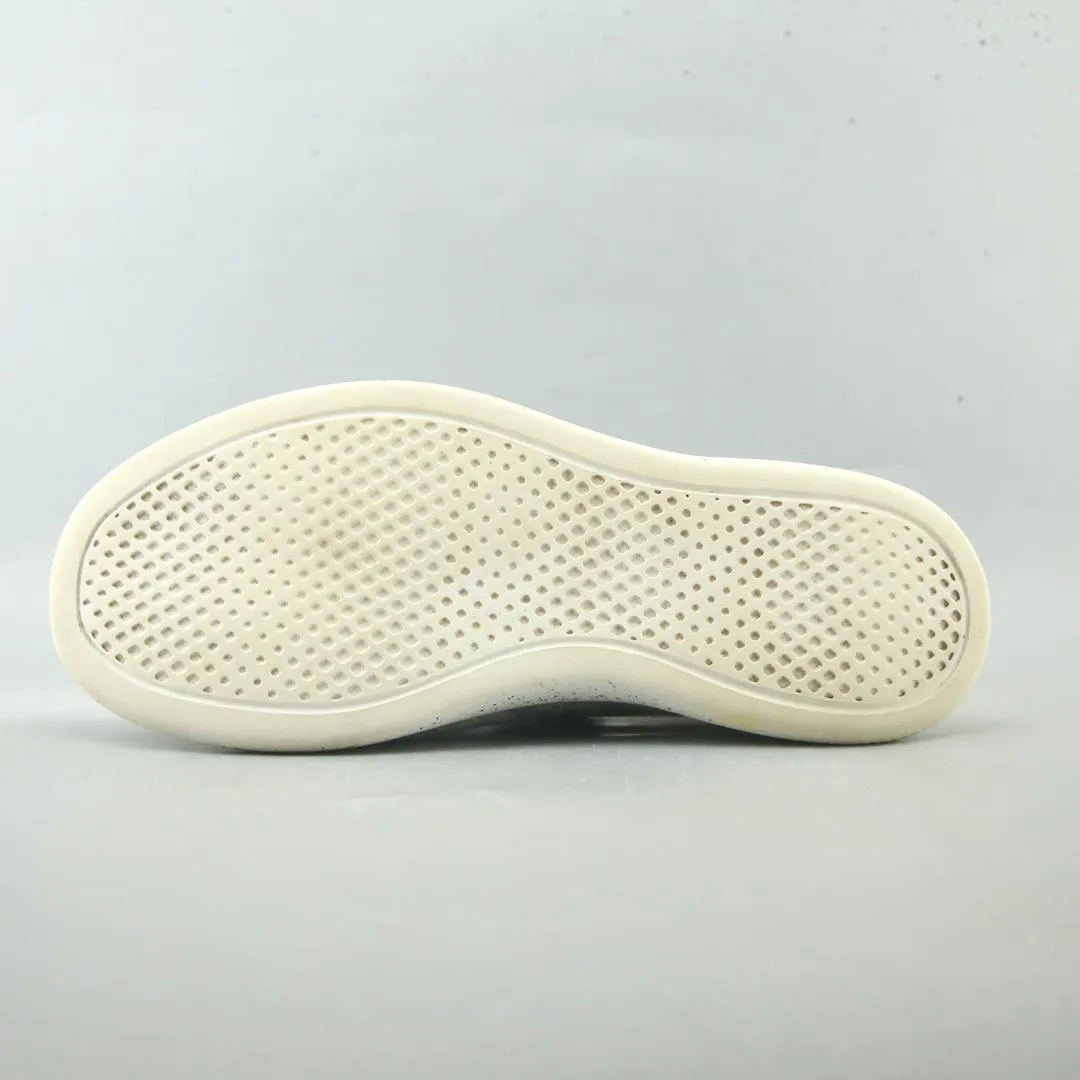 SKECHERS MEMORY FOAM