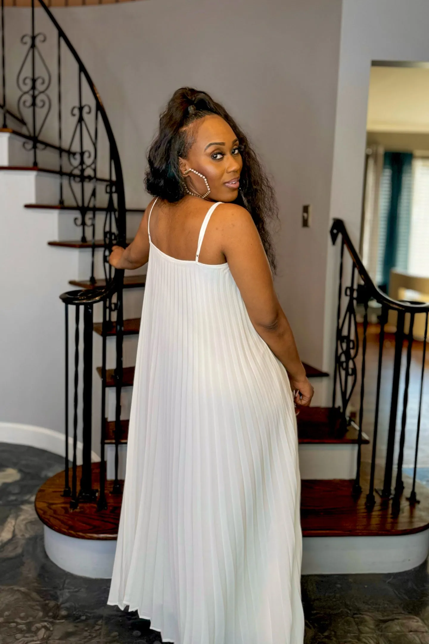 SPAGHETTI STRAP MAXI