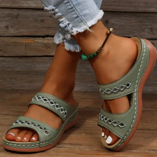 Stylish orthopedic sandals by Mary