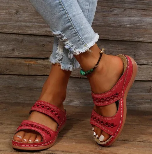 Stylish orthopedic sandals by Mary