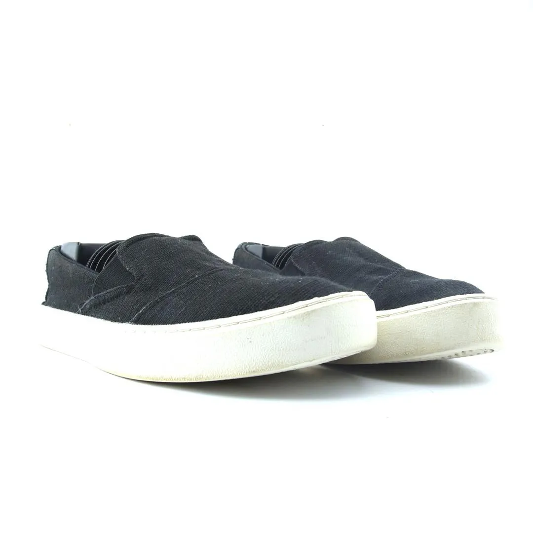 TOMS MEMORY FOAM