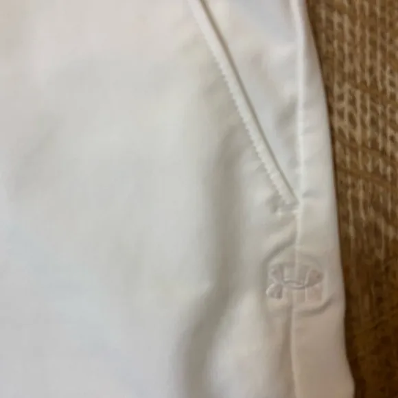 Womens Fitted White Athletic Golf Shorts Size 12