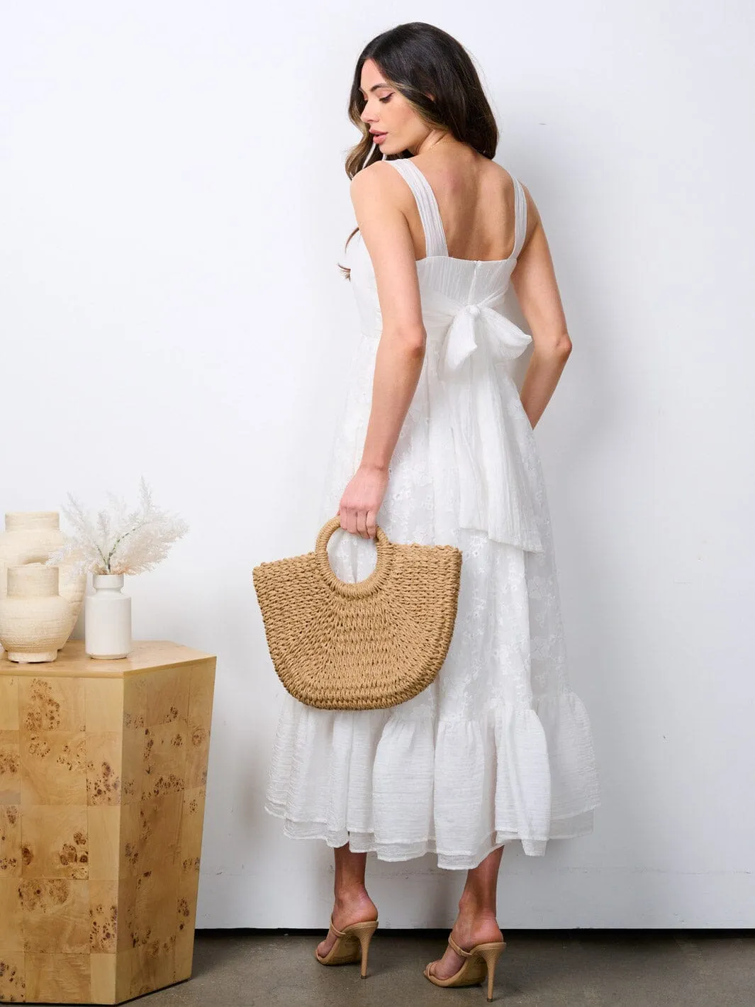 WOMEN'S SLEEVELESS EMBROIDERY POCKETS TIERED MAXI DRESS