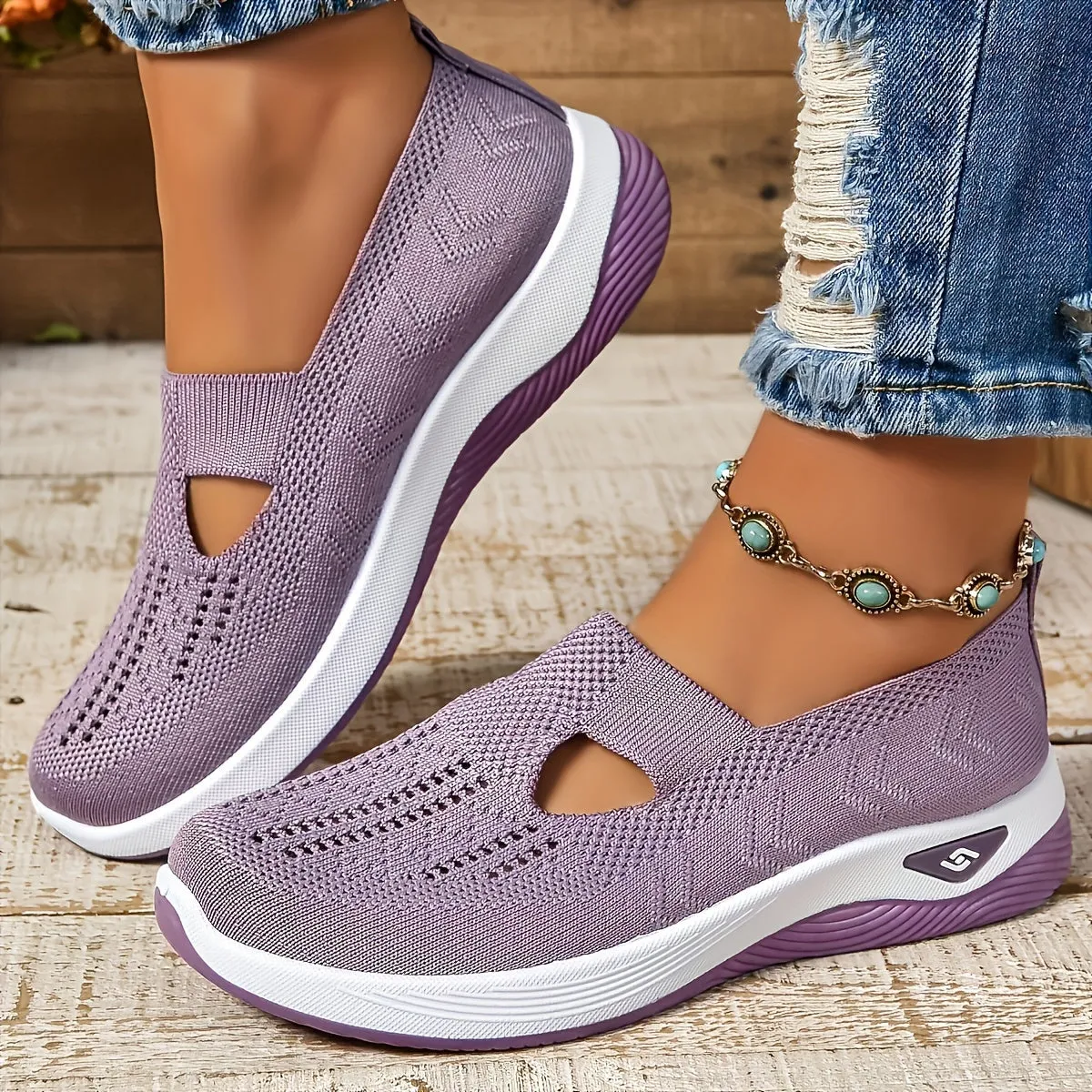Xacira - Slip-On for Foot Complaints