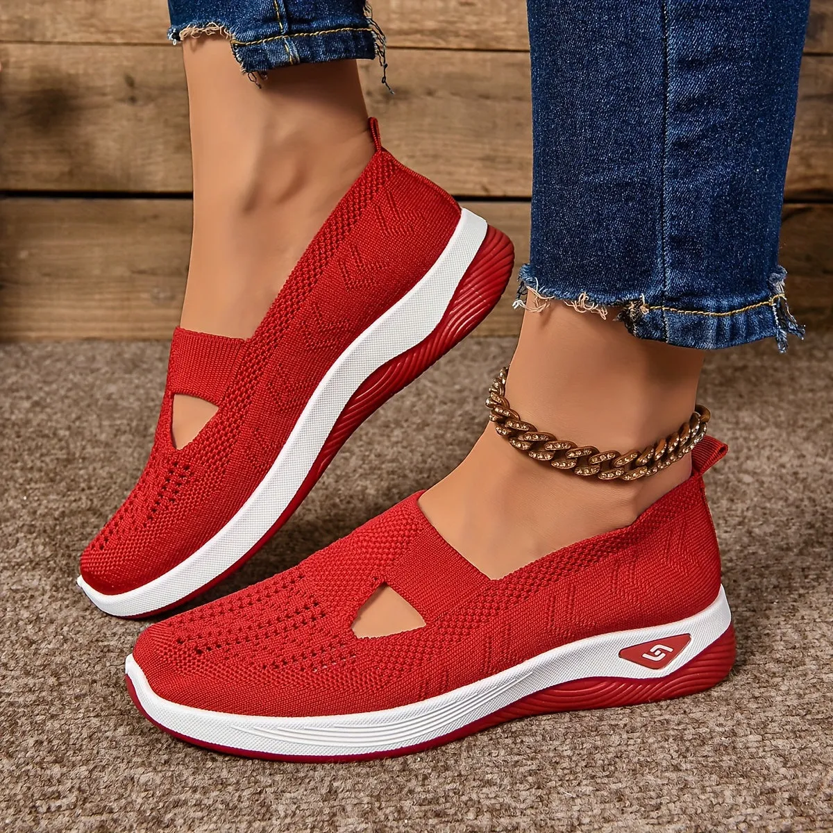 Xacira - Slip-On for Foot Complaints